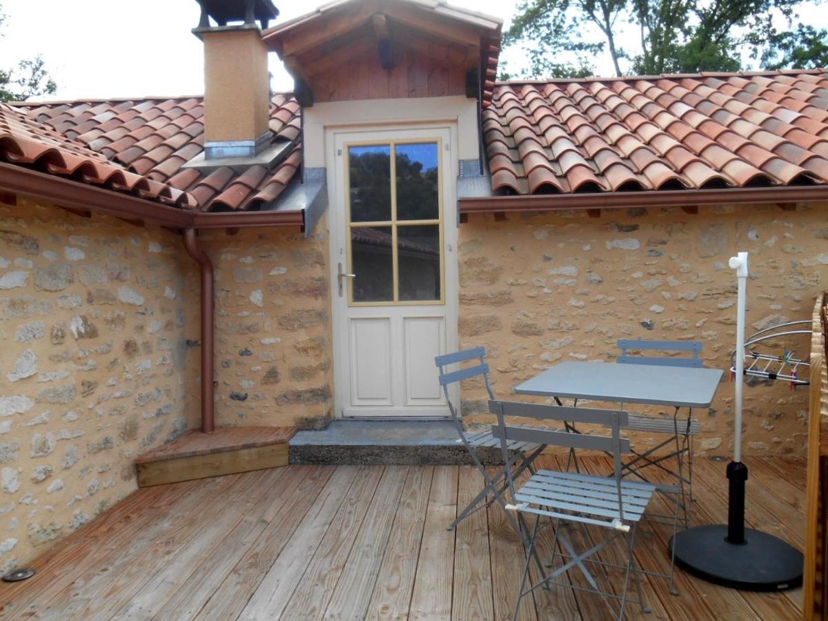 Le Moulin De Mayence Plazac Exterior photo